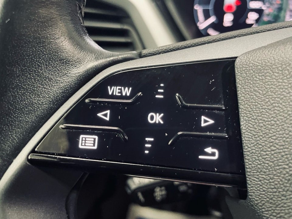 Audi Q4 e-tron 40 Advanced 5d