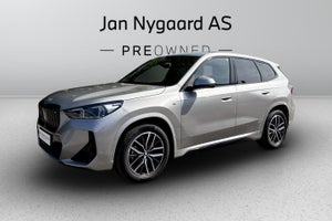 BMW iX1, modelår 2025, 28,000 km