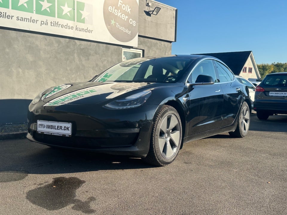 Tesla Model 3 Long Range AWD 4d