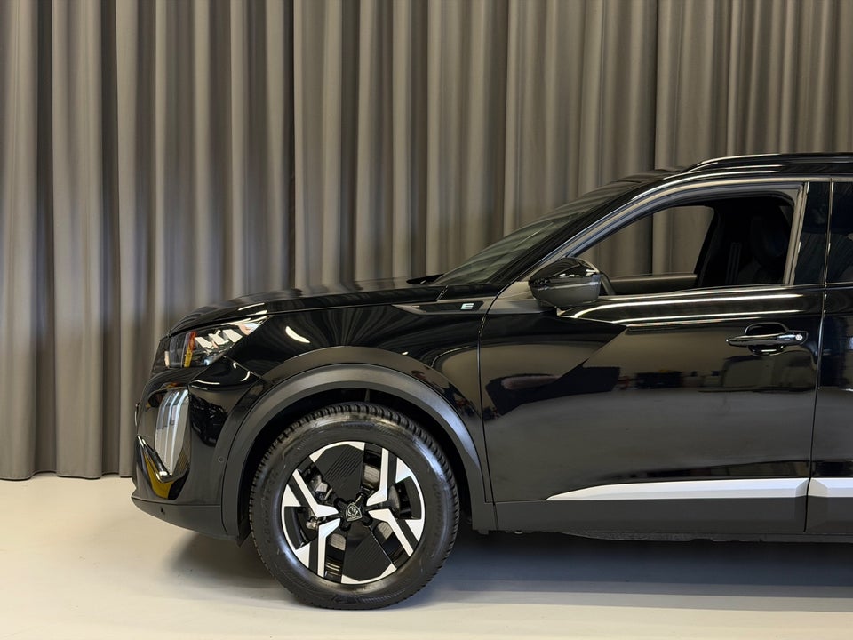 Peugeot e-2008 50 GT 5d