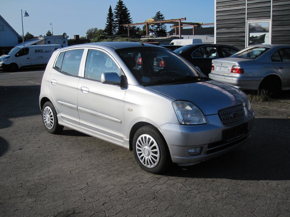 Kia Picanto 1,1 EX 5d