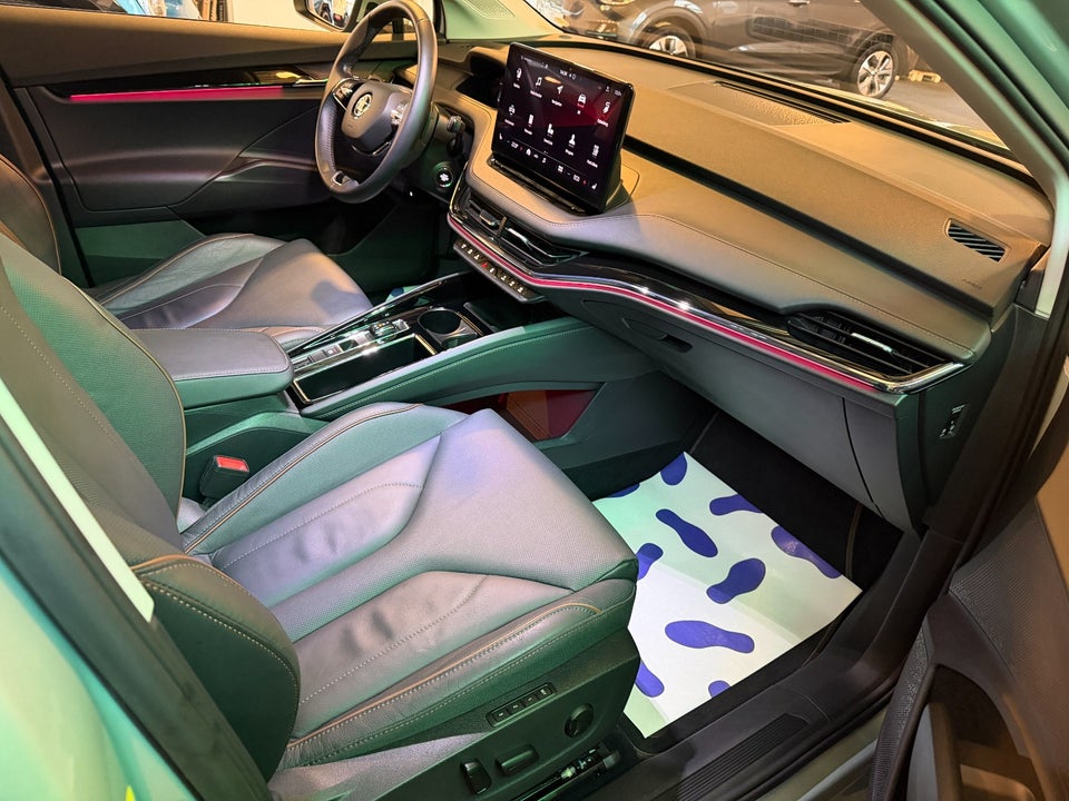 Skoda Enyaq 80 iV Suite 5d