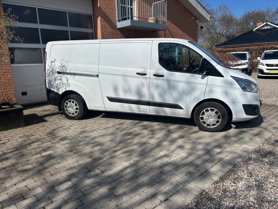 Ford Transit Custom 310 L2 2,0 TDCi 130 Trend