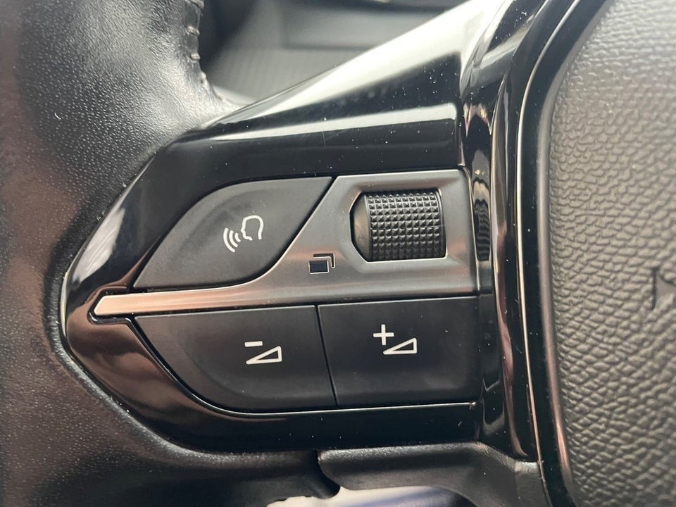 Peugeot 208 1,2 PureTech 100 Active+ 5d