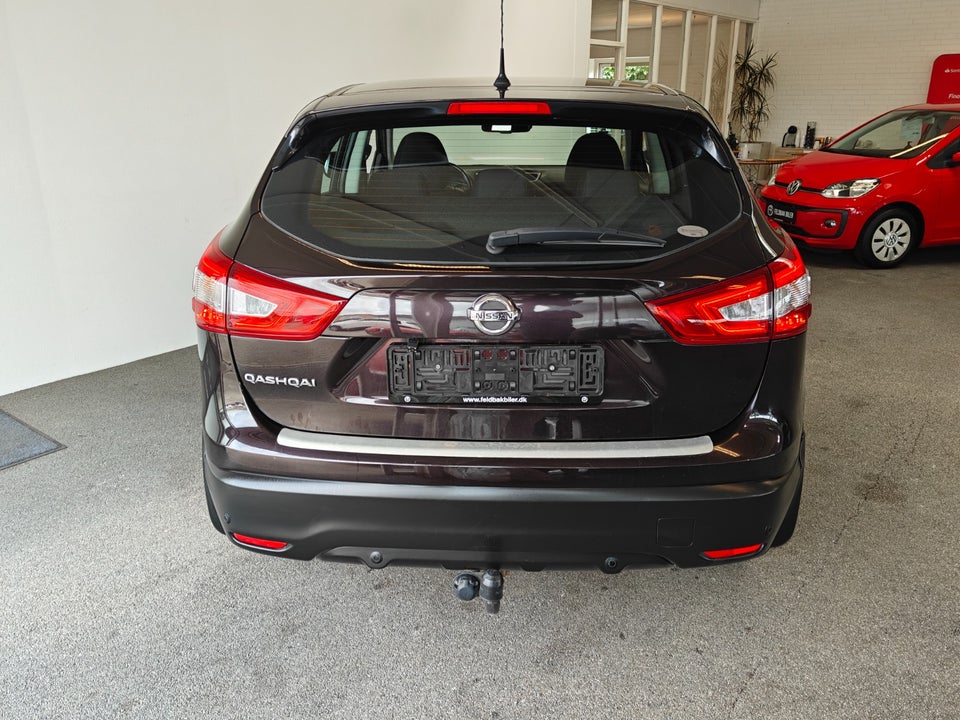 Nissan Qashqai 1,6 Dig-T 163 Acenta 5d