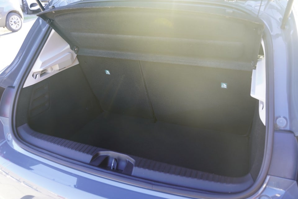 Renault Clio V 1,6 E-Tech Intens 5d