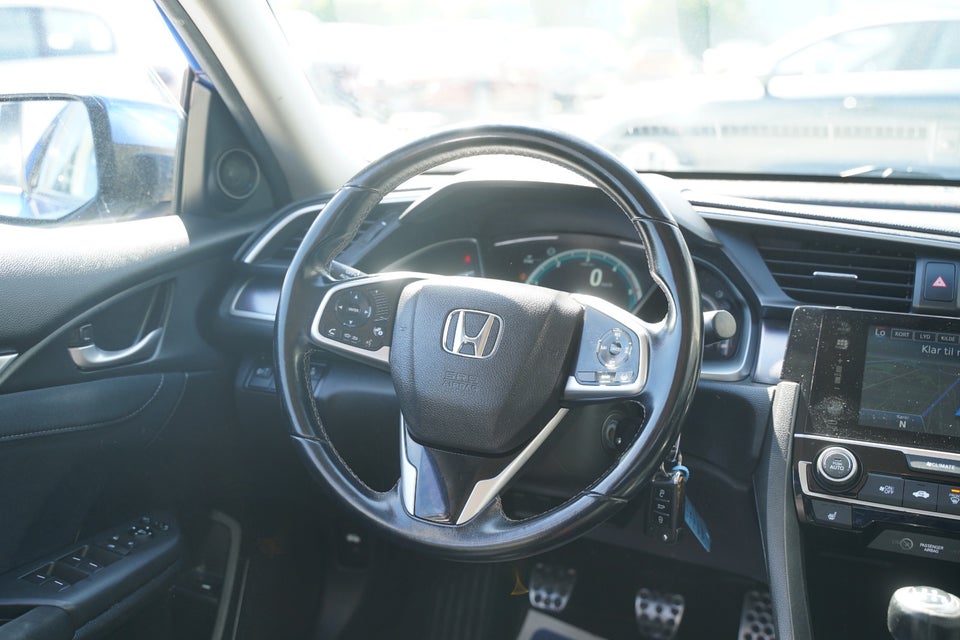 Honda Civic 1,6 i-DTEC Elegance 4d