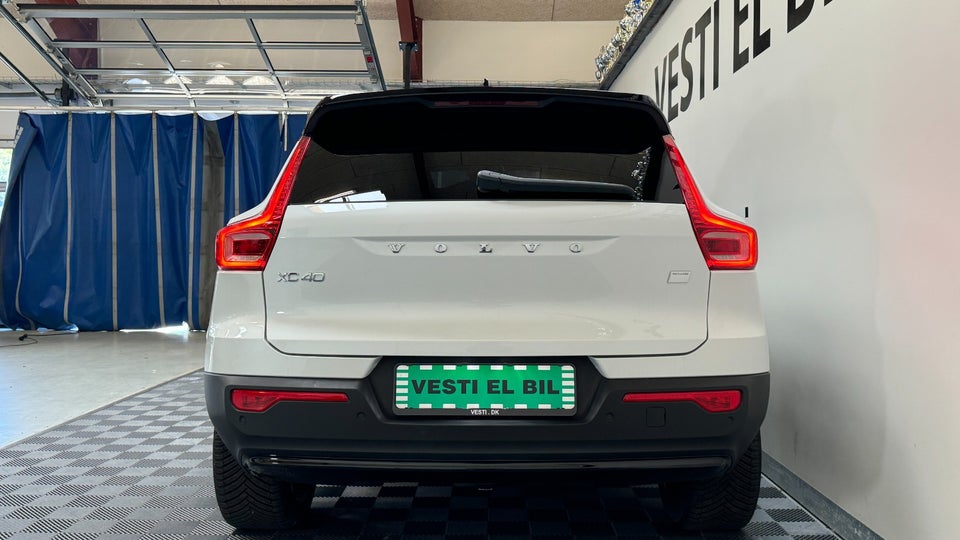 Volvo XC40 ReCharge Extended Range Plus 5d