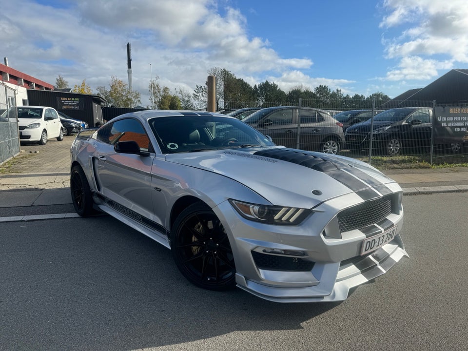 Ford Mustang 2,3 EcoBoost Fastback aut. 2d