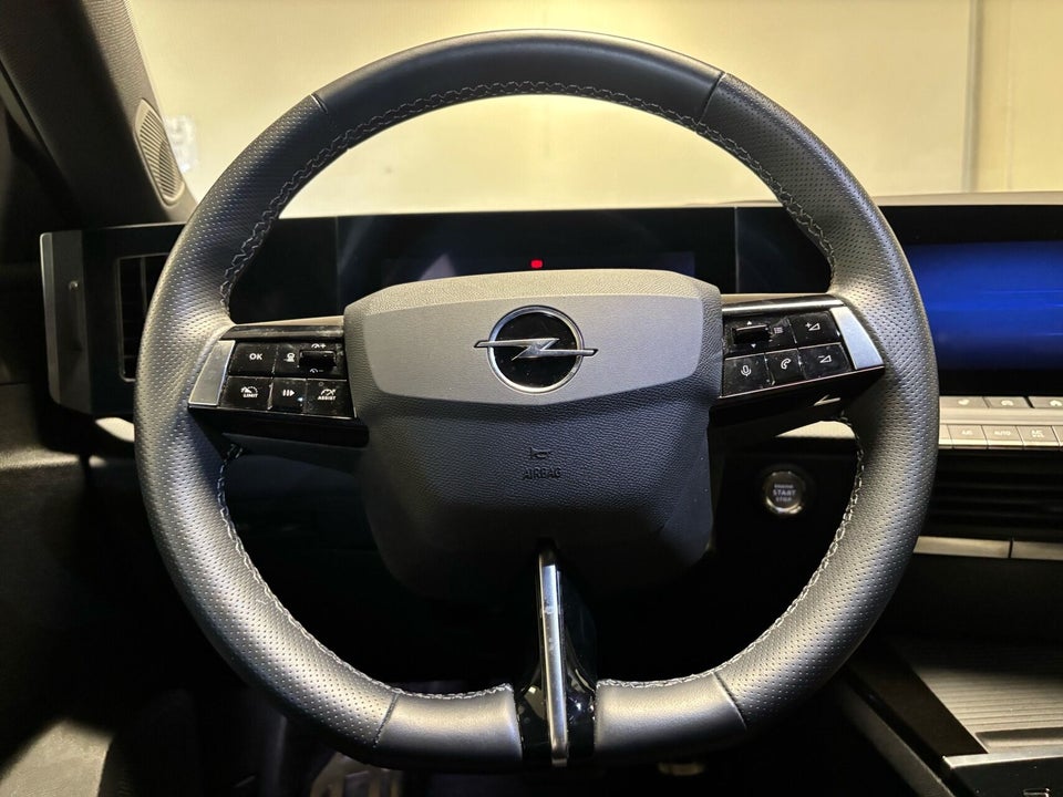 Opel Astra-e 54 GS Sports Tourer 5d