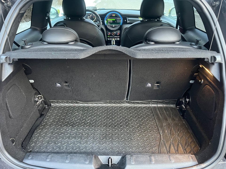 MINI Cooper SE Yours 3d