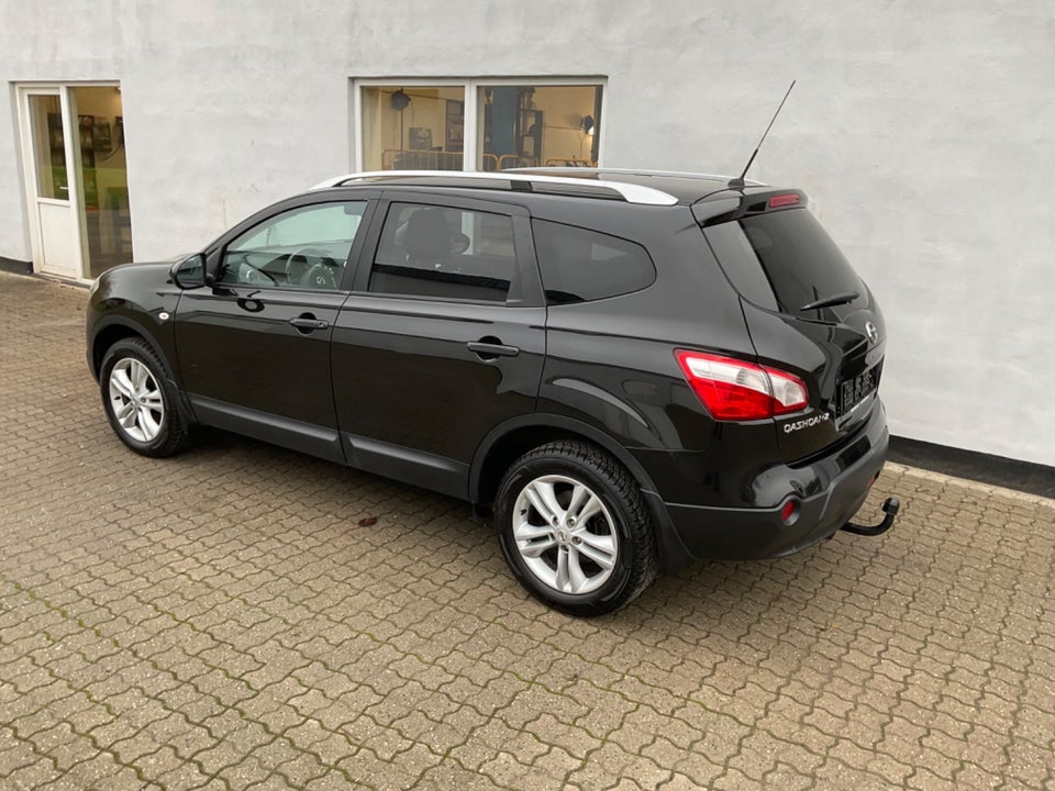 Nissan Qashqai+2 1,6 dCi Tekna 5d