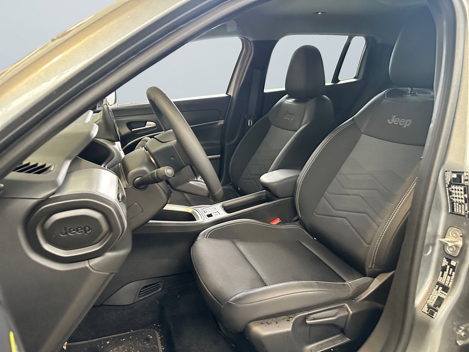 Jeep Avenger 54 Summit 5d