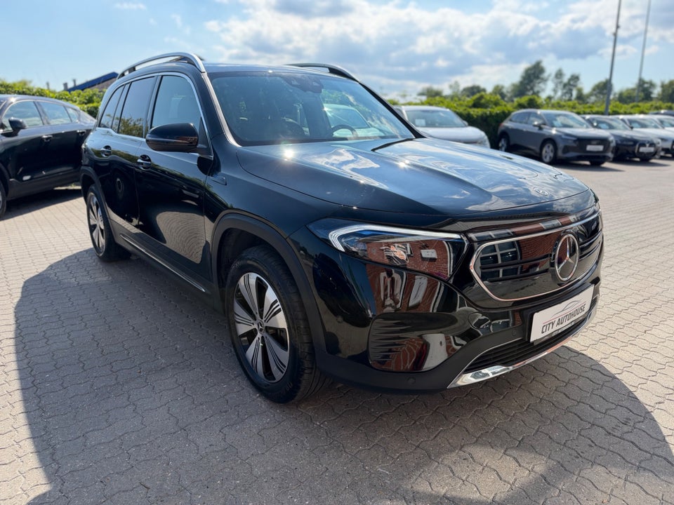 Mercedes EQB300 4Matic 5d
