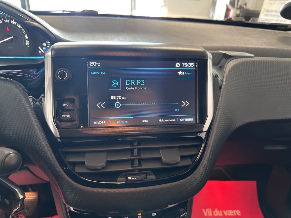 Peugeot 2008 1,2 e-THP 110 Allure 5d