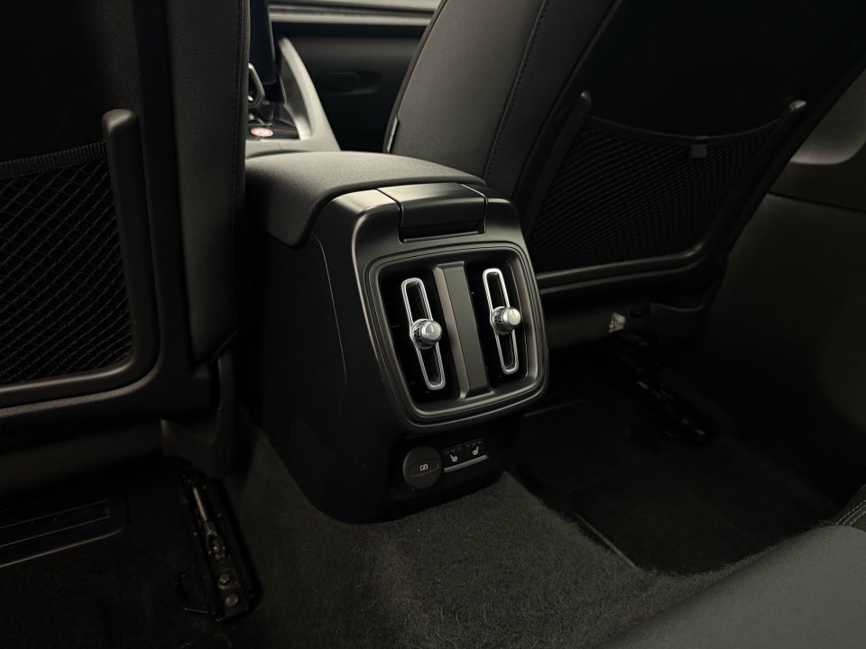 Polestar 2 Standard Range 5d