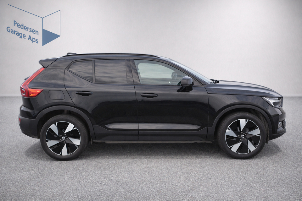 Volvo XC40 ReCharge Extended Range Plus 5d