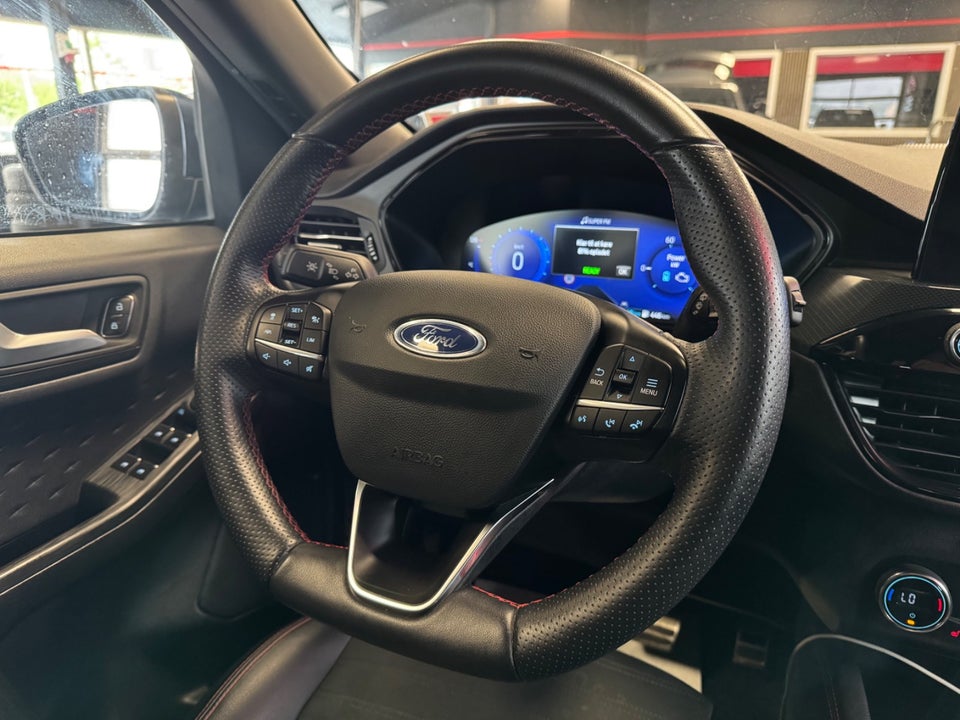 Ford Kuga 2,5 PHEV ST-Line X CVT 5d