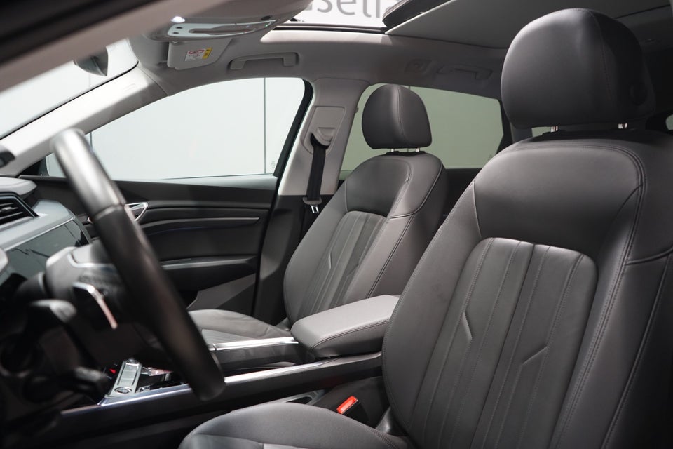 Audi e-tron 55 Advanced quattro 5d