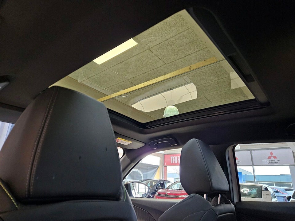 Peugeot e-2008 50 GT Sky 5d