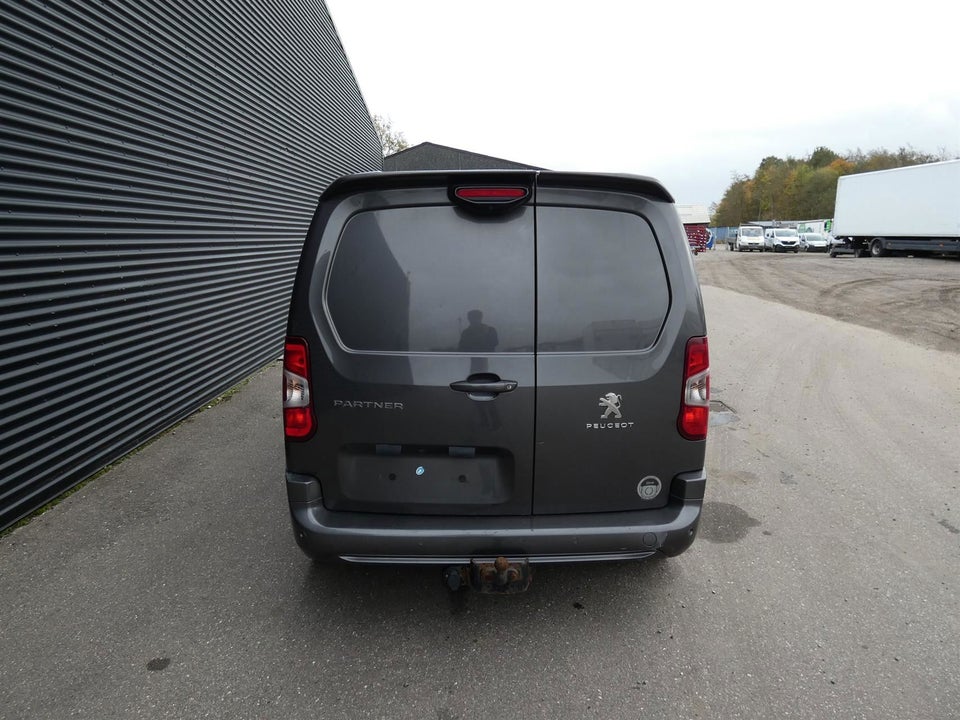 Peugeot Partner 1,5 BlueHDi 130 L1V2 Ultimate EAT8 Van