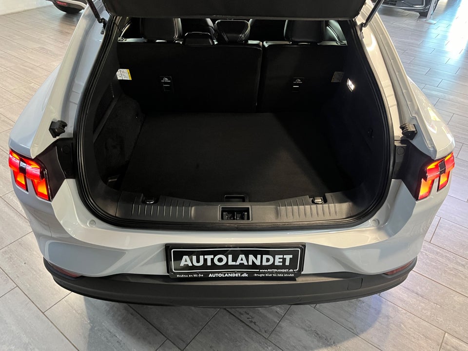 Ford Mustang Mach-E 98 Extended Range 5d