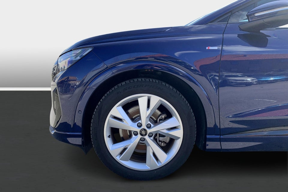 Audi Q4 e-tron 40 Attitude Sportback 5d