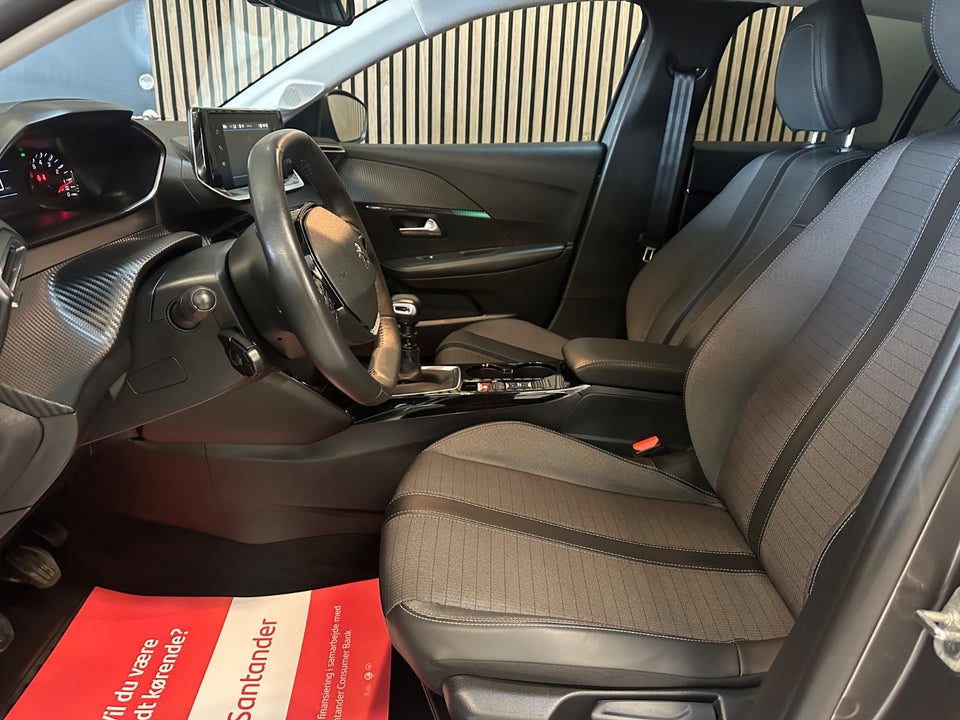 Peugeot 208 1,2 PureTech 100 Selection Sport 5d