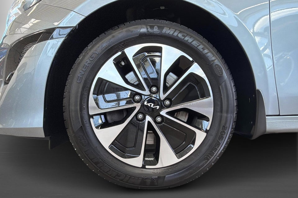 Kia Ceed 1,6 PHEV Prestige SW DCT 5d