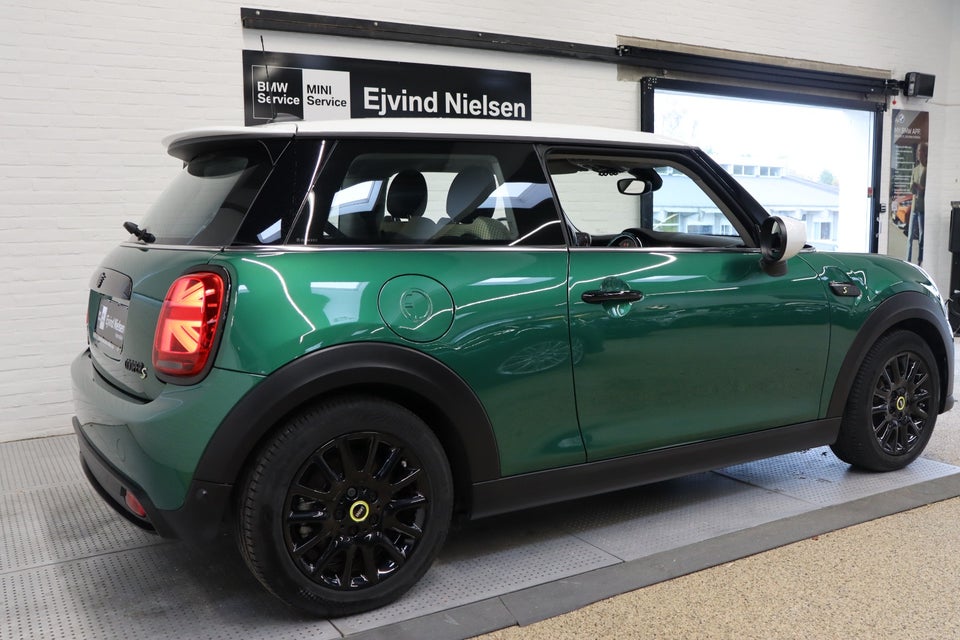 MINI Cooper SE Maximise 3d