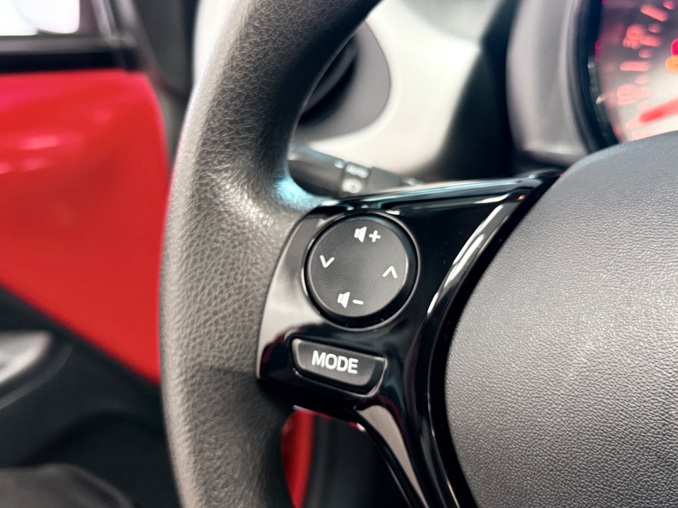 Citroën C1 1,0 VTi Funky Airscape 5d