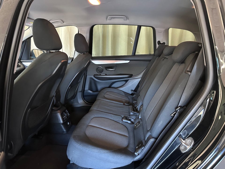 BMW 218i 1,5 Gran Tourer Advantage 5d