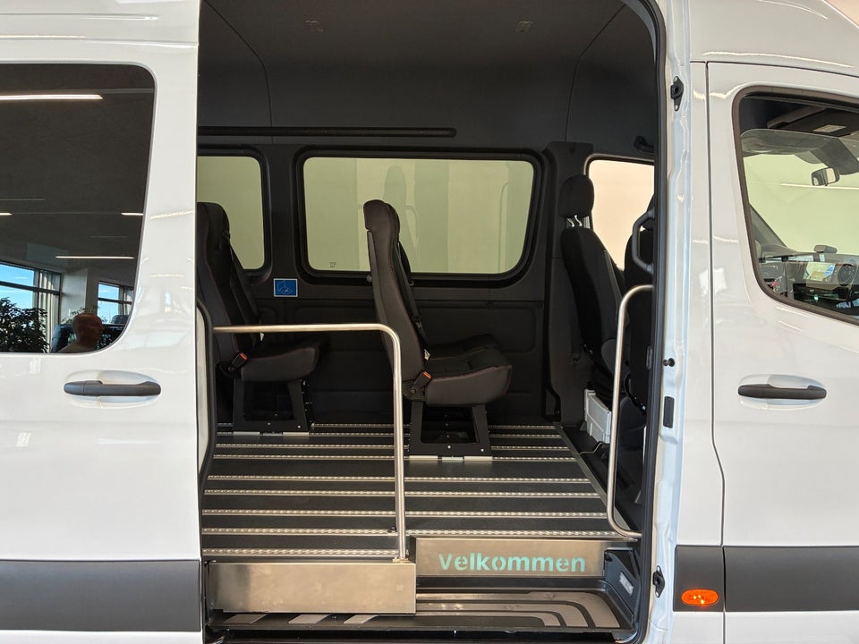 Mercedes Sprinter 317 2,0 CDi A2 Tourer PRO aut. RWD