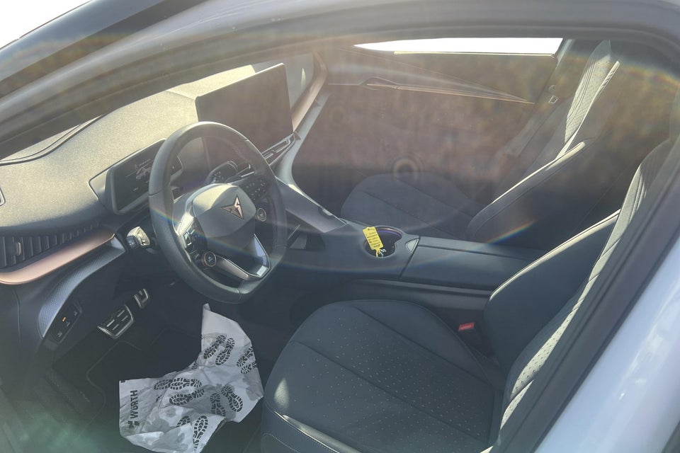 Cupra Tavascan 77 Adrenaline 5d