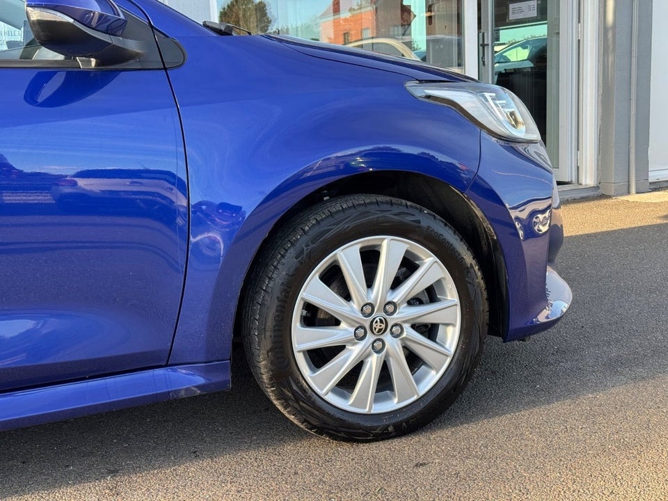 Toyota Yaris 1,5 Hybrid Active Tech+ Design e-CVT 5d