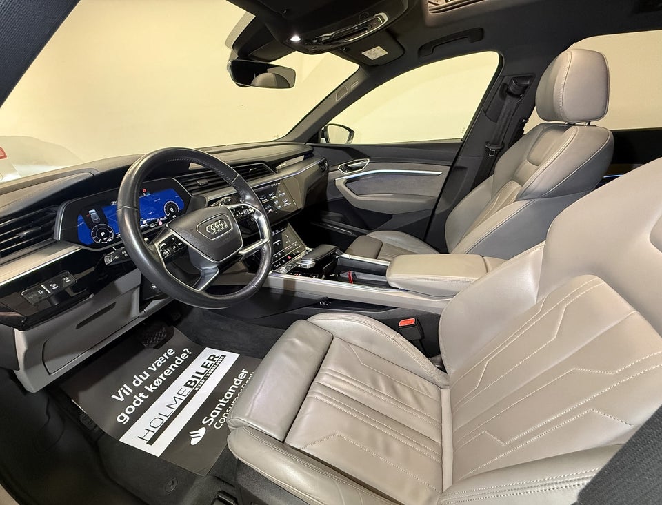 Audi e-tron 55 quattro 5d