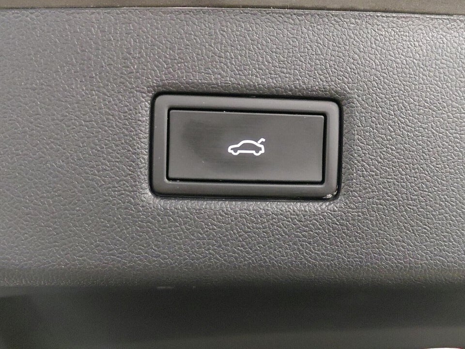 Ford Explorer 79 Premium Extended Range AWD 5d