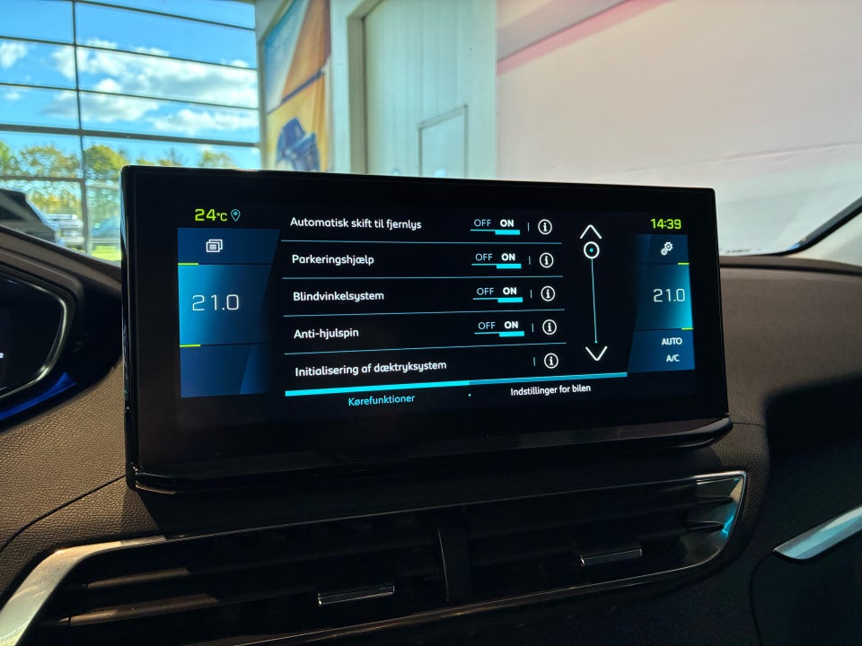 Peugeot 3008 1,6 Hybrid Allure Pack Limited EAT8 5d