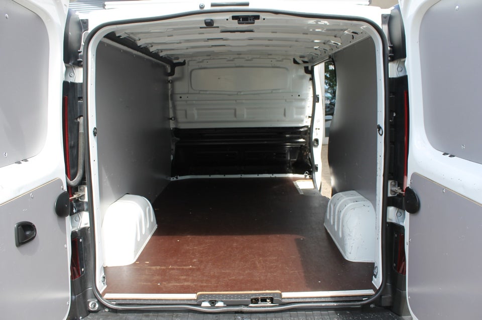 Renault Trafic T29 2,0 dCi 120 L2H1