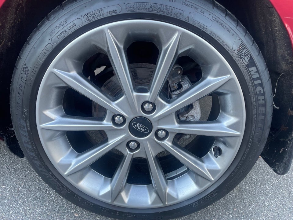 Ford Fiesta 1,0 EcoBoost Vignale 5d