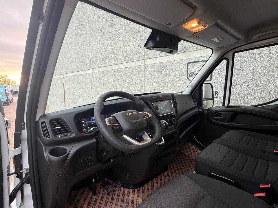 Iveco Daily 3,0 35S18 4100mm Alukasse m/lift AG8