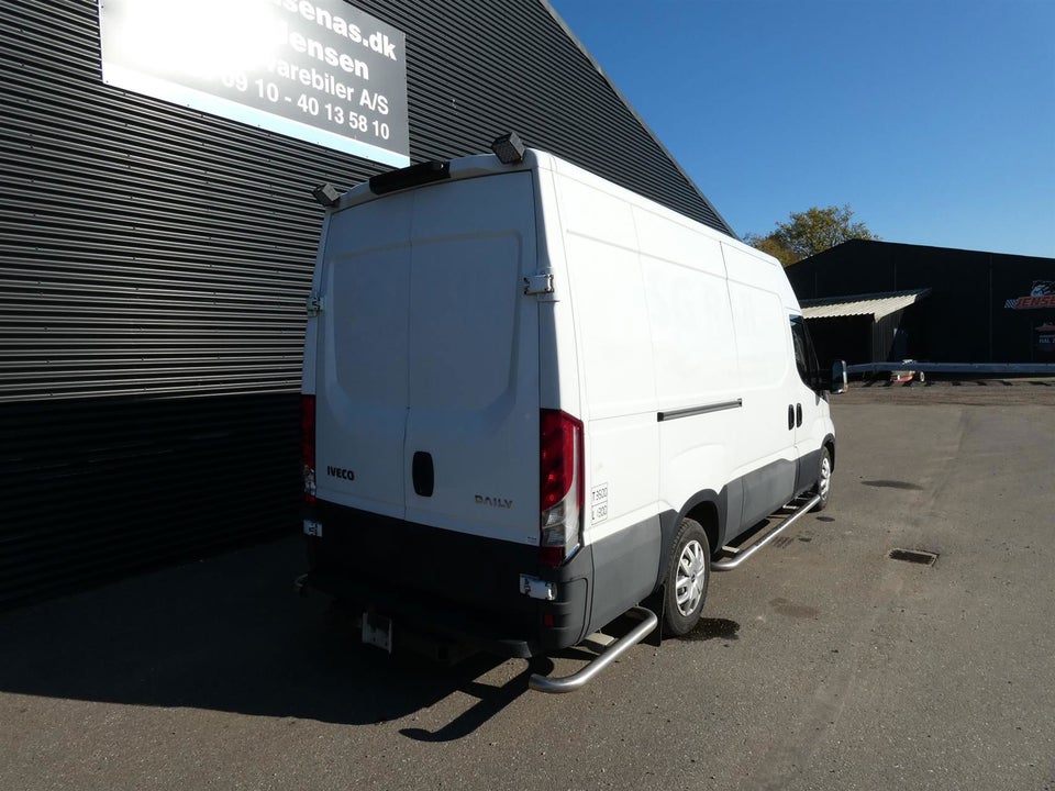 Iveco Daily 2,3 35S14 12m³ Van