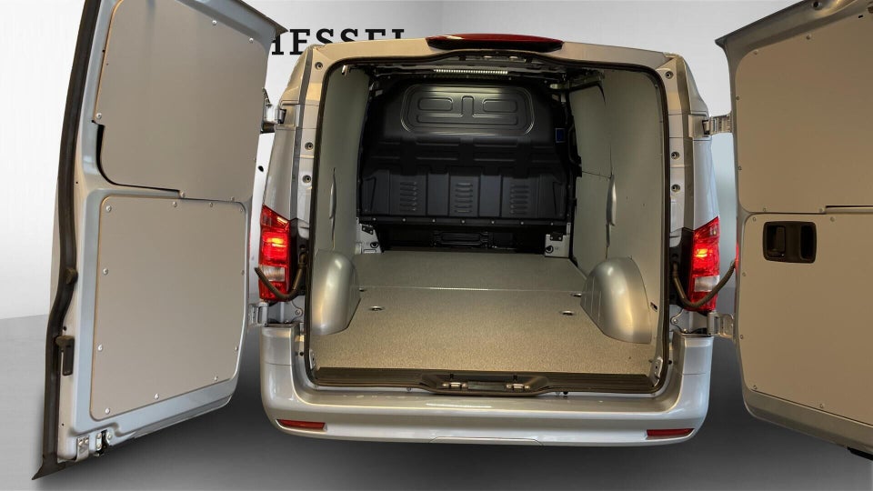 Mercedes eVito 112 A2 Kassevogn