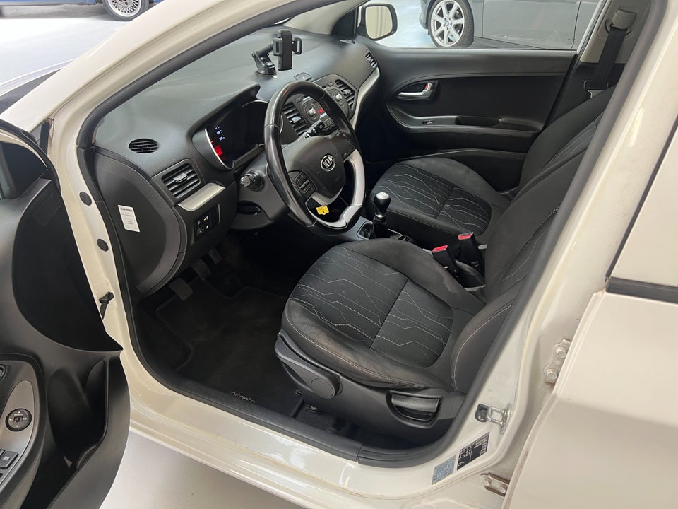 Kia Picanto 1,0 Attraction 5d