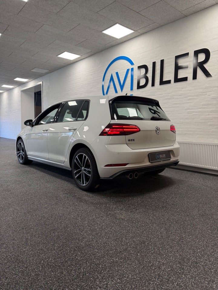 VW Golf VII 1,4 GTE DSG 5d