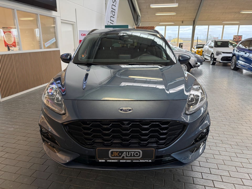 Ford Kuga 2,5 PHEV ST-Line X CVT 5d