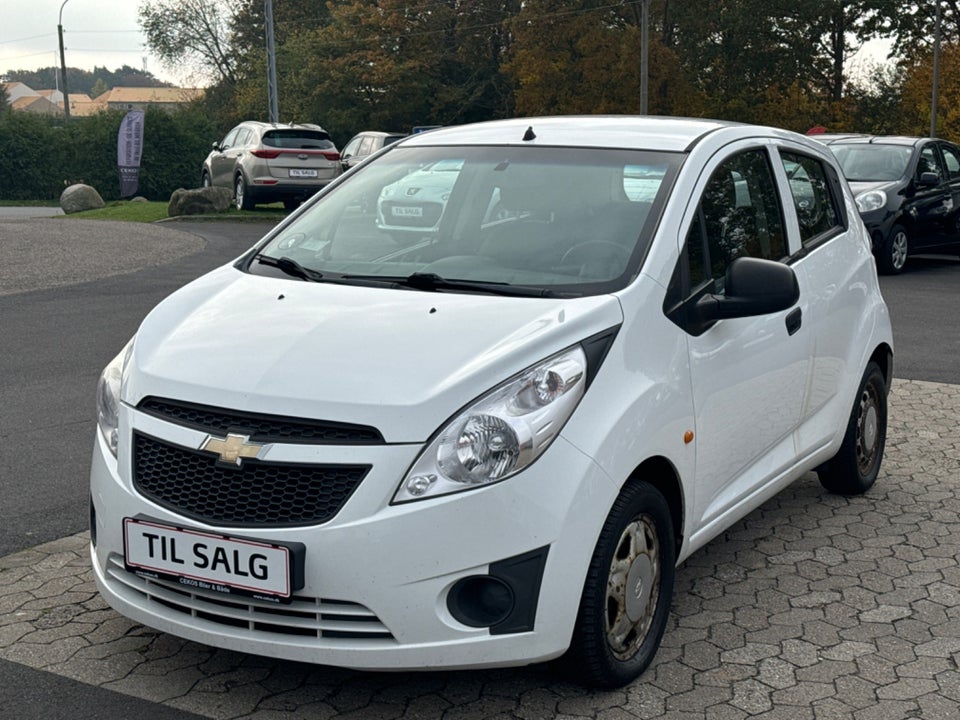 Chevrolet Spark 1,0 LE 5d