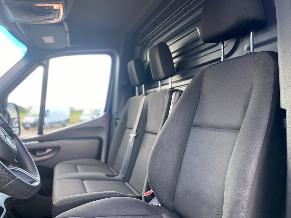 Mercedes Sprinter 317 2,0 CDi A2 Kassevogn PRO aut. RWD