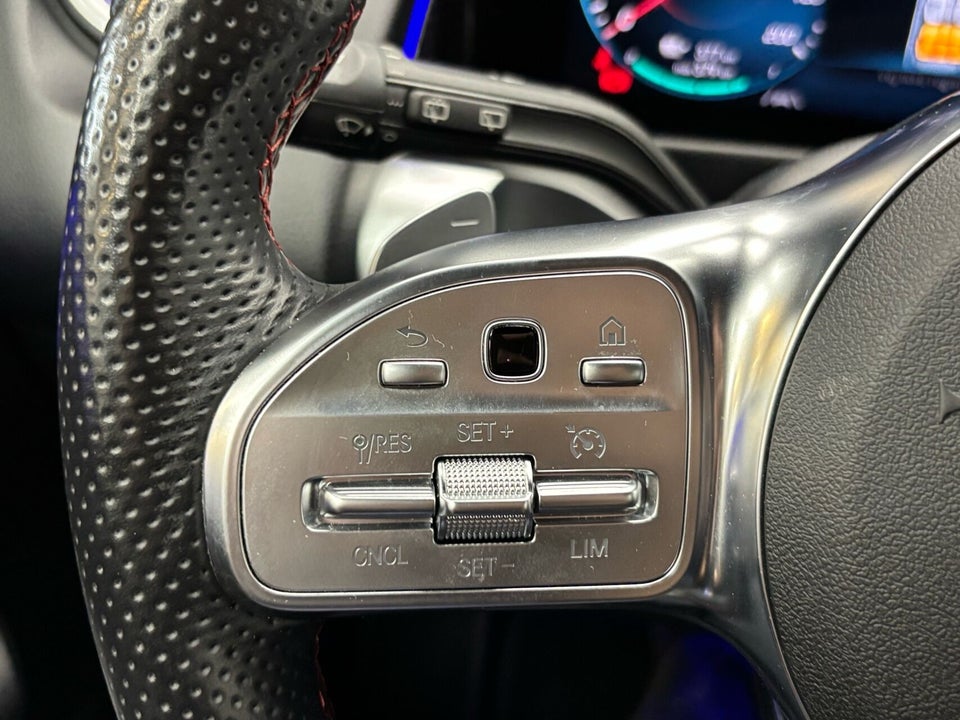 Mercedes EQB250 AMG Line 5d