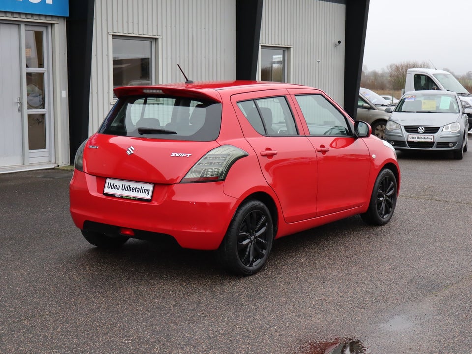 Suzuki Swift 1,2 Dualjet Exclusive 5d